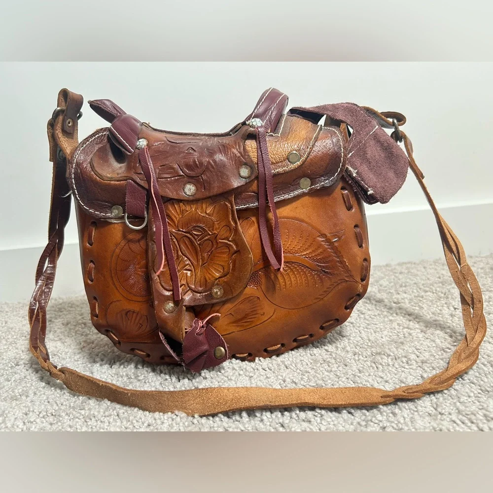 VTG 70s Leather Saddle Shoulder Bag